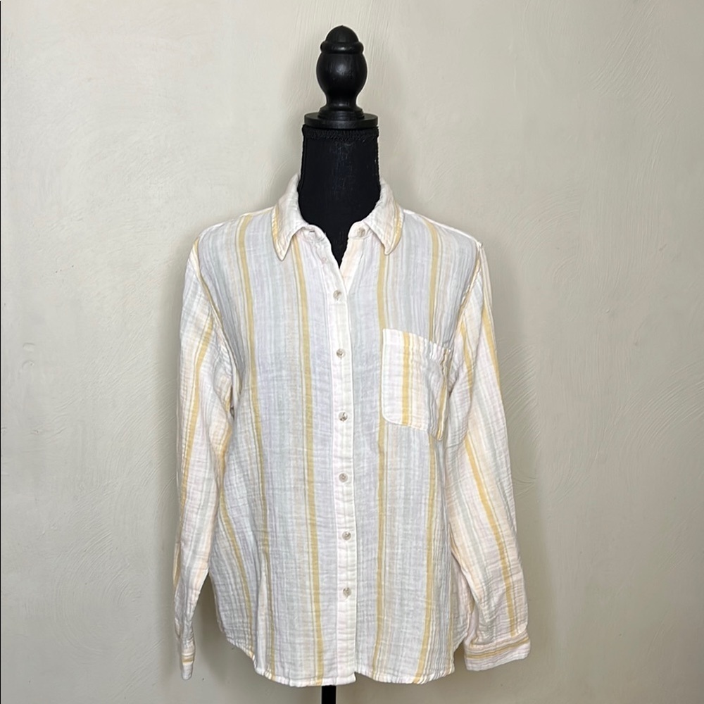 Universal Thread Gauzy Cotton Cover Up Button Down Shirt Size M